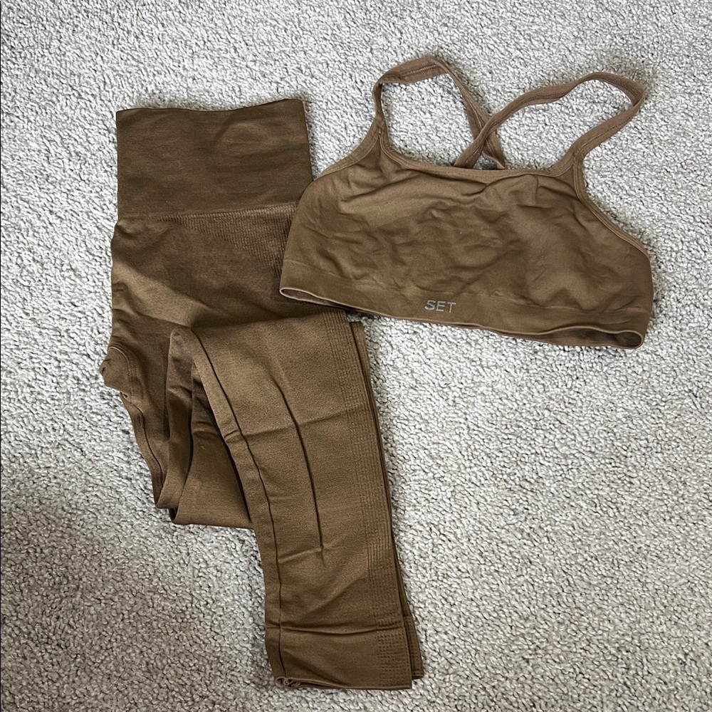 Women's Brown Leggings and Sports Bra Set
